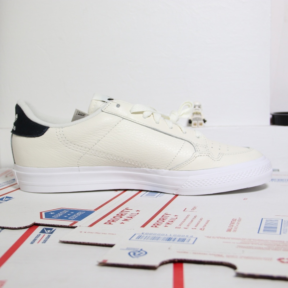 Adidas Off White Leather Continental Vulc Sneakers - Picture 2 of 7